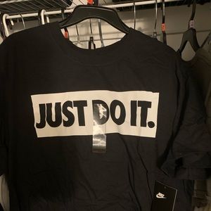 Nike T Shirt Size XL